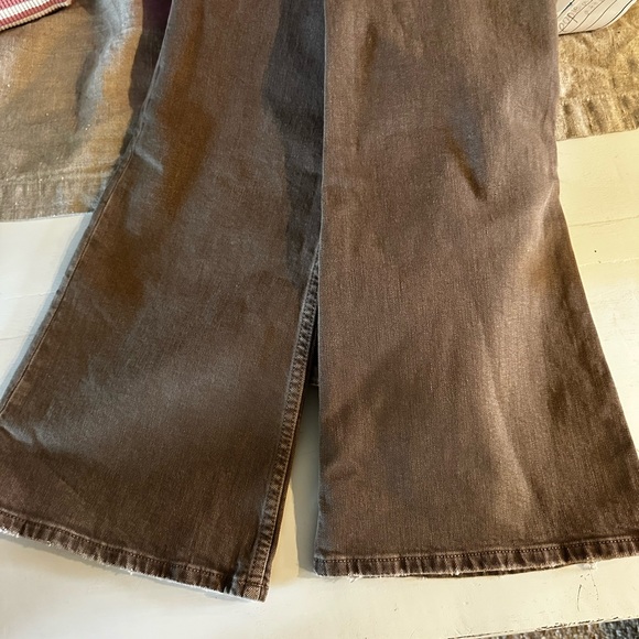NWT Zara Women’s Bootcut Low Rise Jeans in Brown - Picture 8 of 10